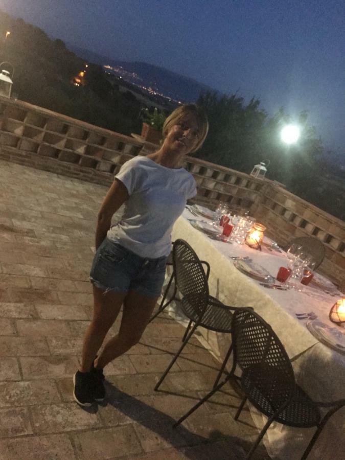 Agriturismo Wine Casale Villa Chiara Torgiano Dış mekan fotoğraf